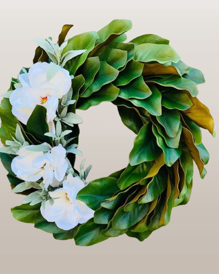 Classic Magnolia Elegance - 22"