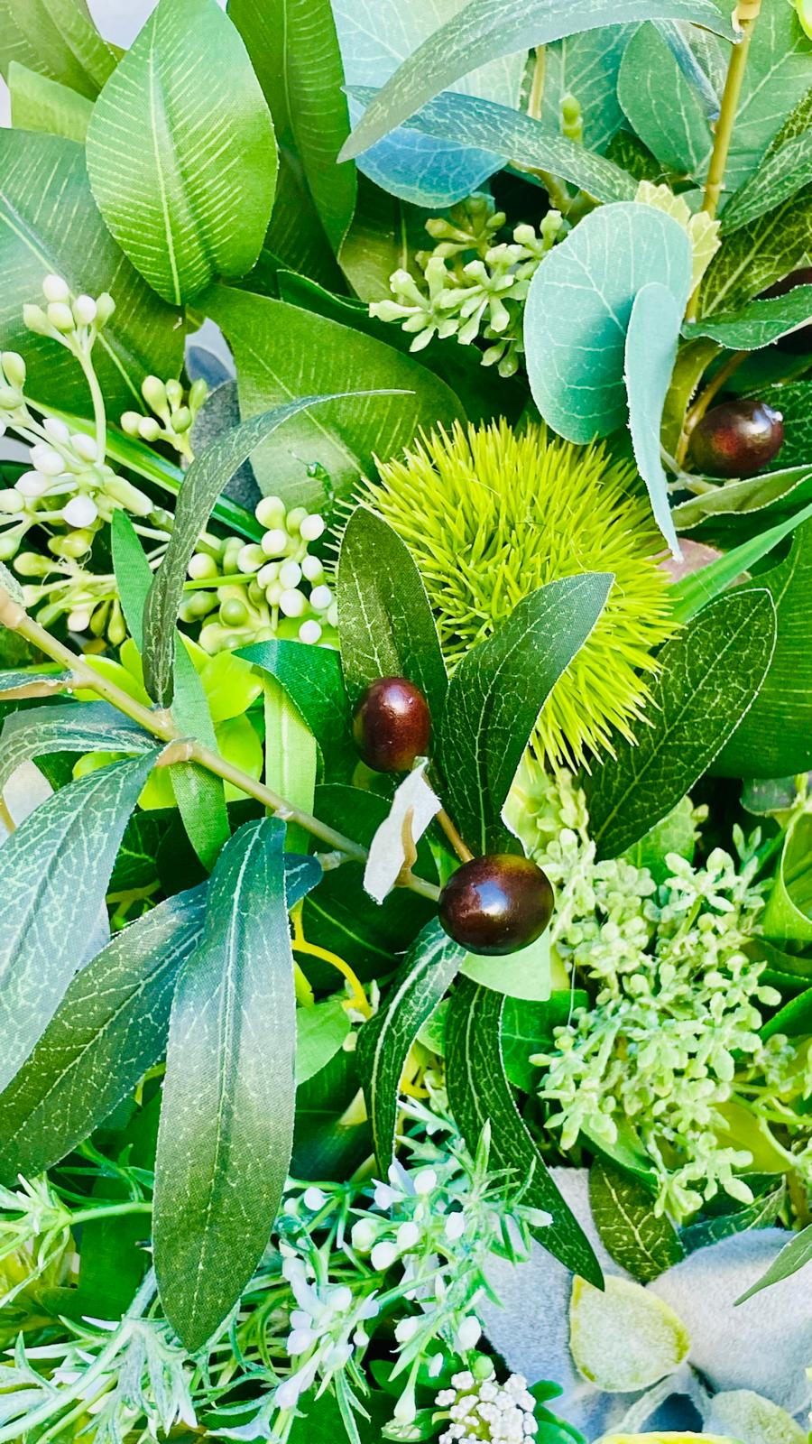 Lush Greenery - 24/26"/30"