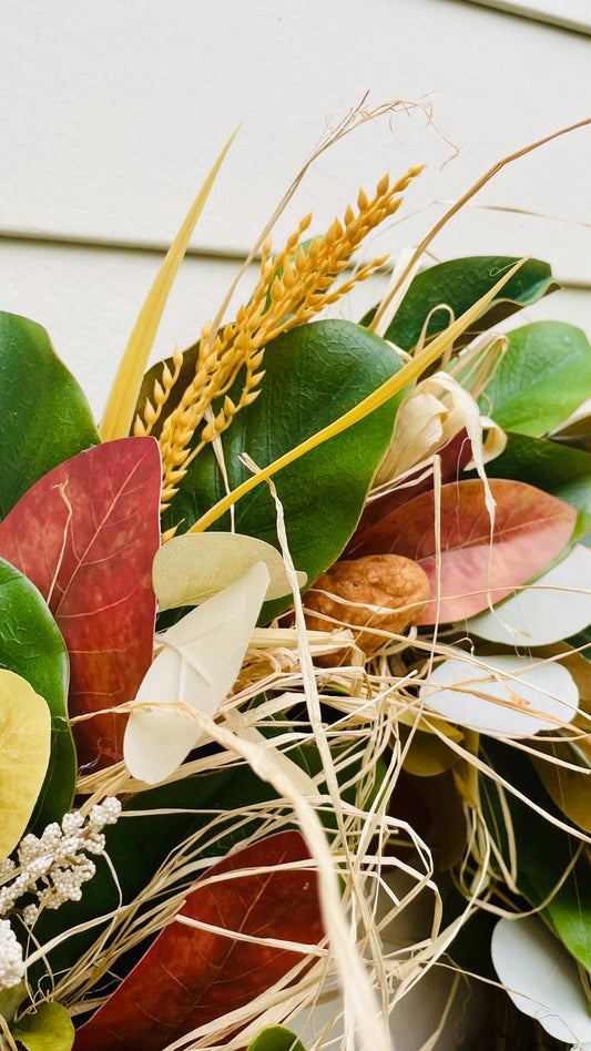 Magnolia & Raffia Autumn - 24"/26"/30"