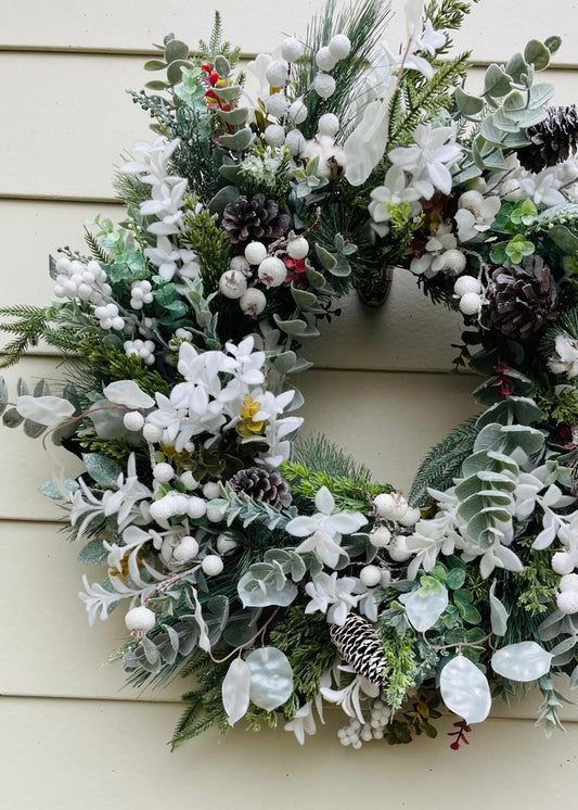 Frosted White Berries Wreath - 26"