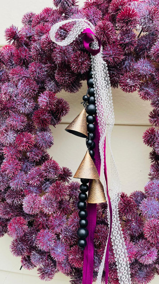 Dramatic Winter Thistle Wreath - 25"