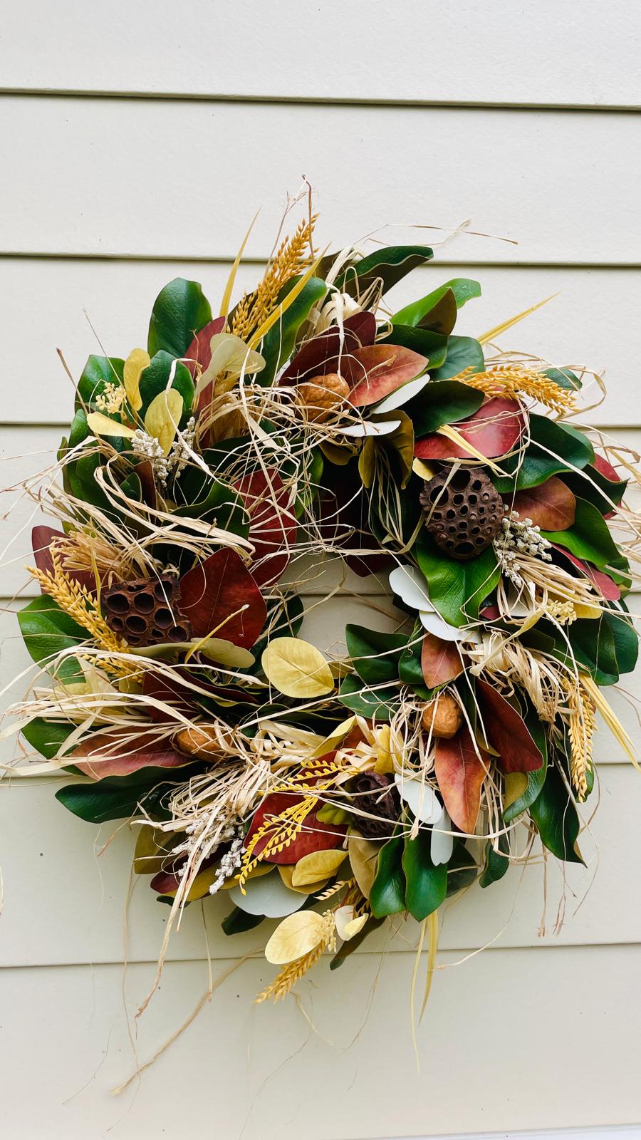 Magnolia & Raffia Autumn - 24"/26"/30"