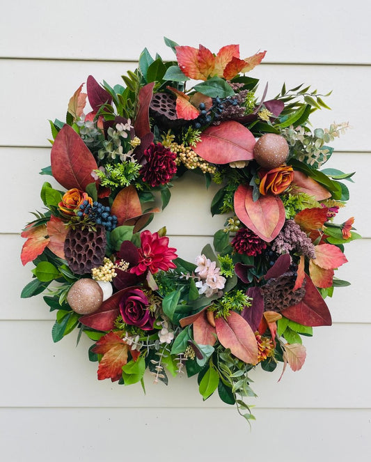 Autumn Berry & Pod - 24"/26"/28"