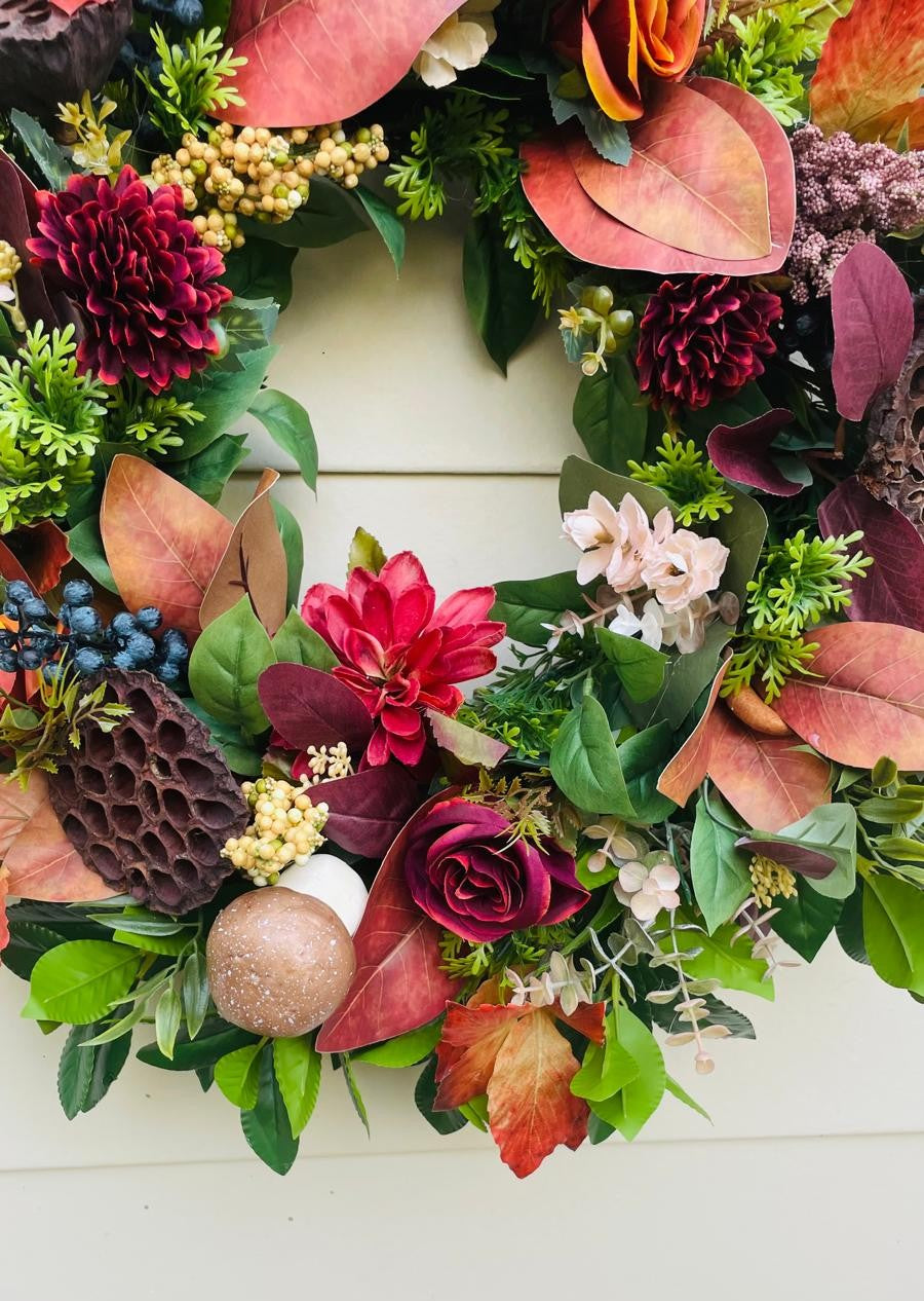 Autumn Berry & Pod - 24"/26"/28"