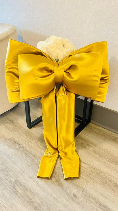 Grand Gold Satin Decor Bow - 28"x15"x29"